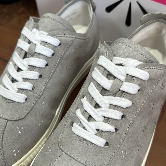 Isaac Mizrahi Live Faux Suede Lace-Up Sneaker Size 7 - Picture 4 of 9